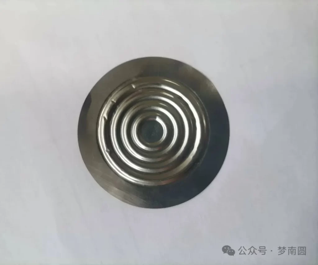 为什么压力变送器测量氢气时，不锈钢膜片要镀金处理