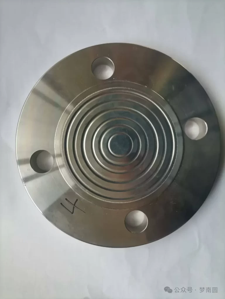 为什么压力变送器测量氢气时，不锈钢膜片要镀金处理
